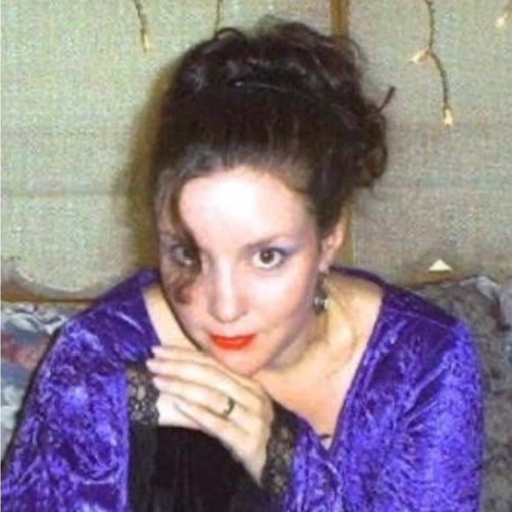 Meet your Posher, Beverly